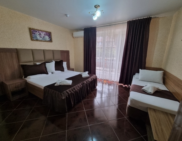 Стандарт 3-местный 1-комнатный стандарт корпус 1, без д/м - Отель «Магнолия» Гагра